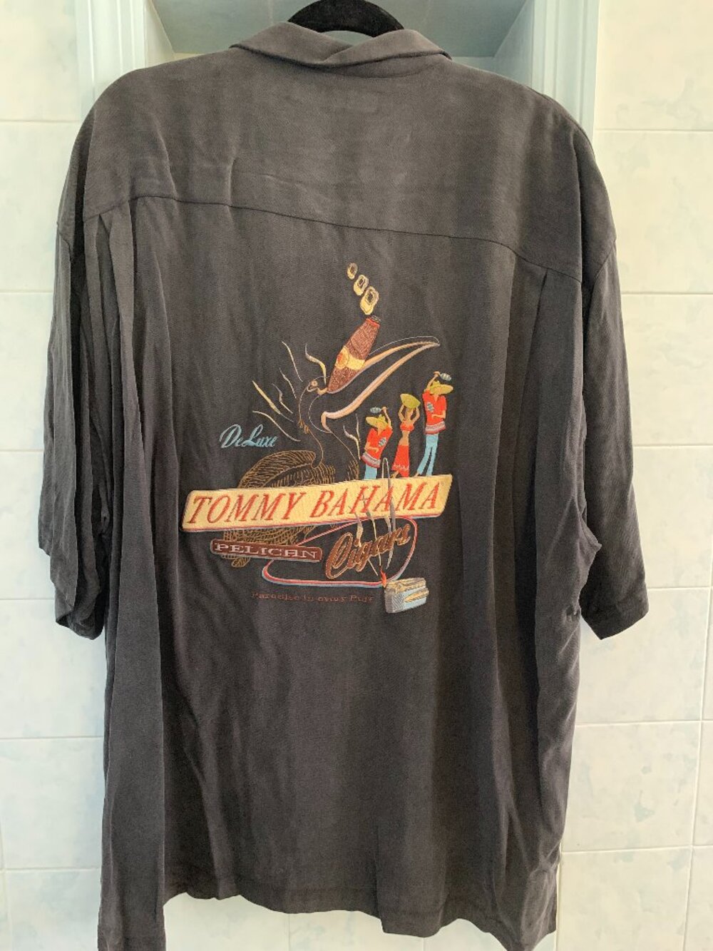 NWOT TOMMY BAHAMA XXL Collector's Pelican Cigars SILK Black Embroidered Shirt